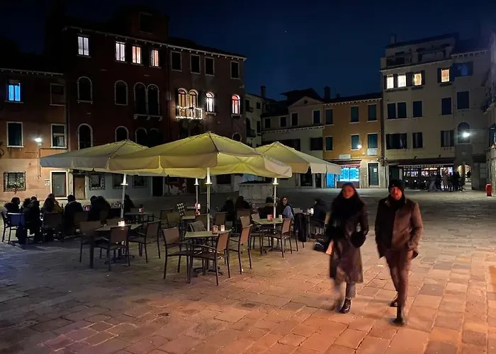 Grace In * Venise